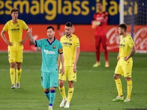 Barca thăng hoa: Messi và Suarez lập kỷ lục