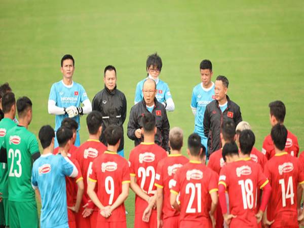 Bóng đá VN 16/6: Đội tuyển Việt Nam được đánh giá cao hơn Trung Quốc