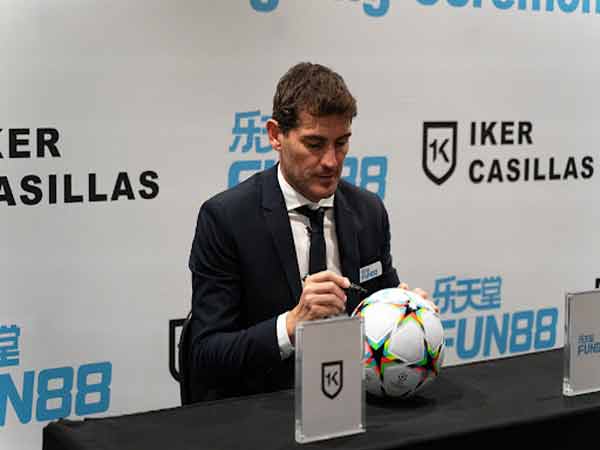 Iker Casillas cựu cầu thủ đội tuyển Tây Ban Nha cực kỳ nổi tiếng