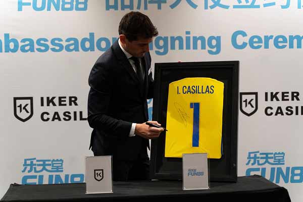 Iker Casillas hợp tác trở thành đại sứ thương hiệu toàn cầu cho FUN88