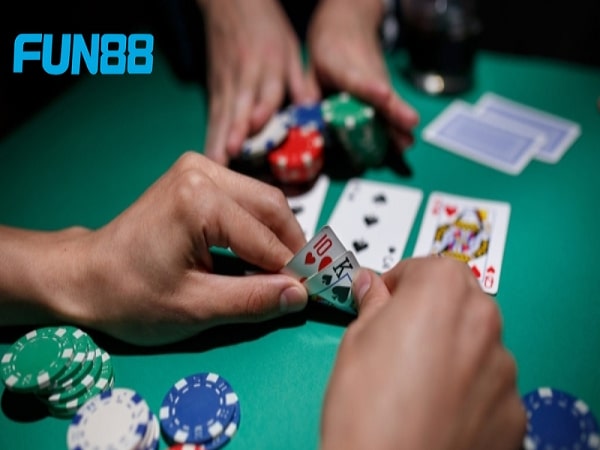 Cổng game Poker – Sảnh chơi casino lớn nhất hiện nay